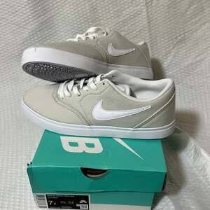 Nike SB Check Solar Canvas Cool Grey Skateboarding Shoes